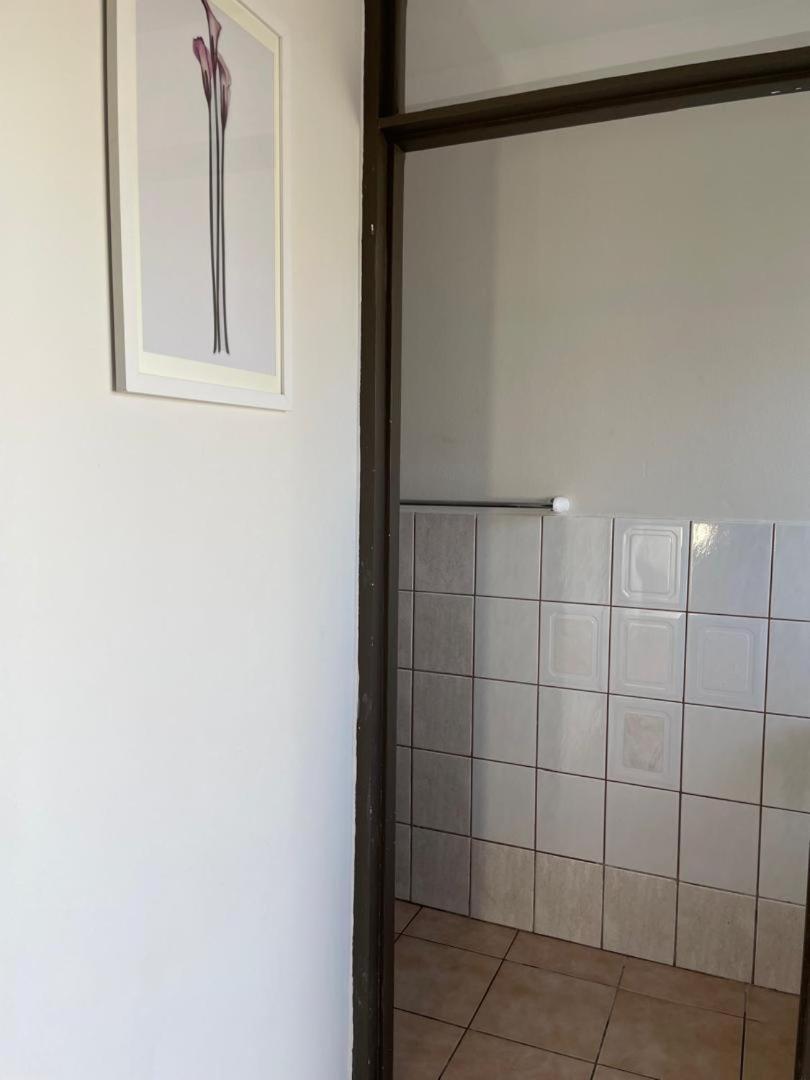 Coastwave Guest House Walvis Bay Eksteriør billede
