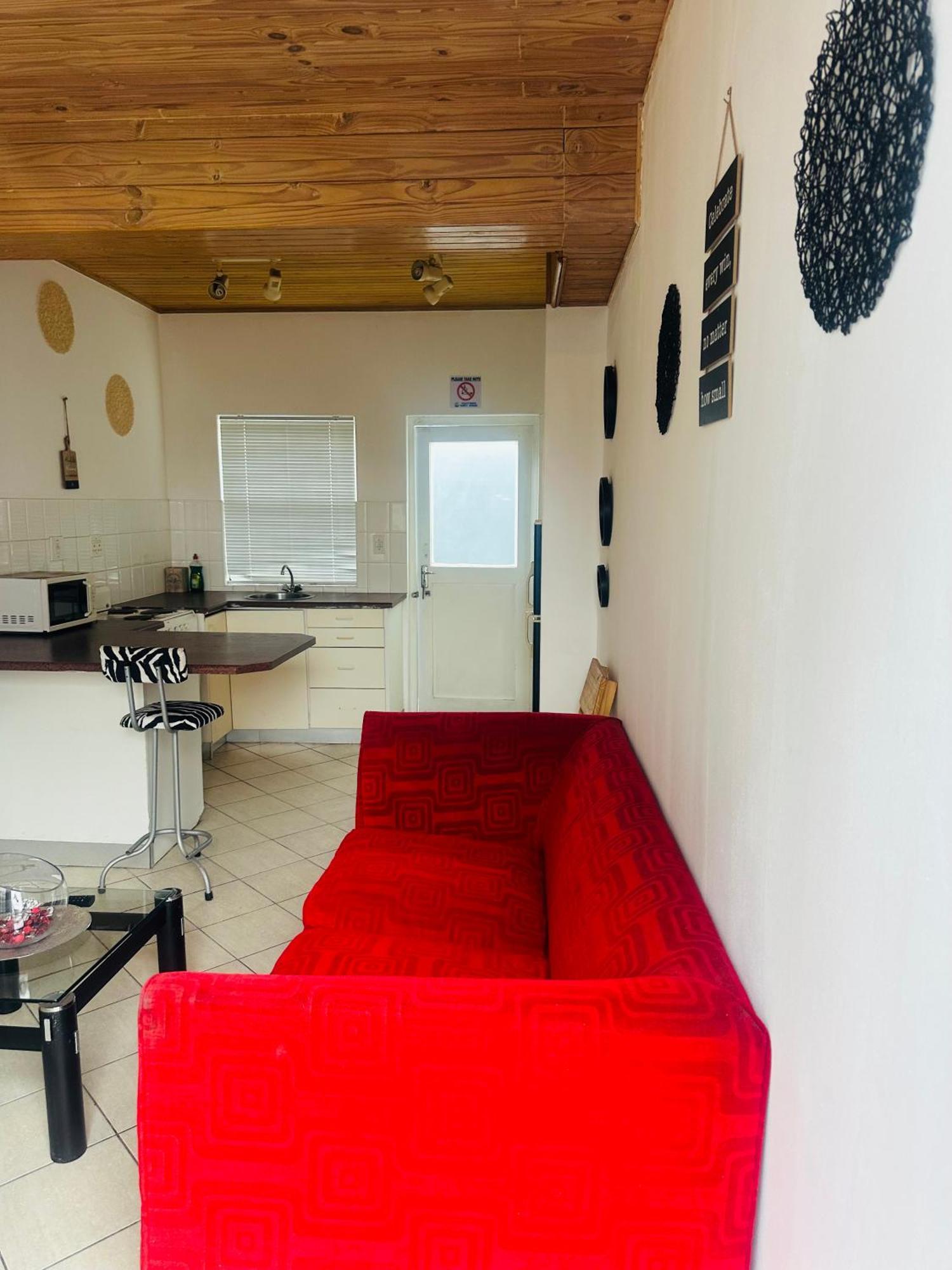 Coastwave Guest House Walvis Bay Eksteriør billede