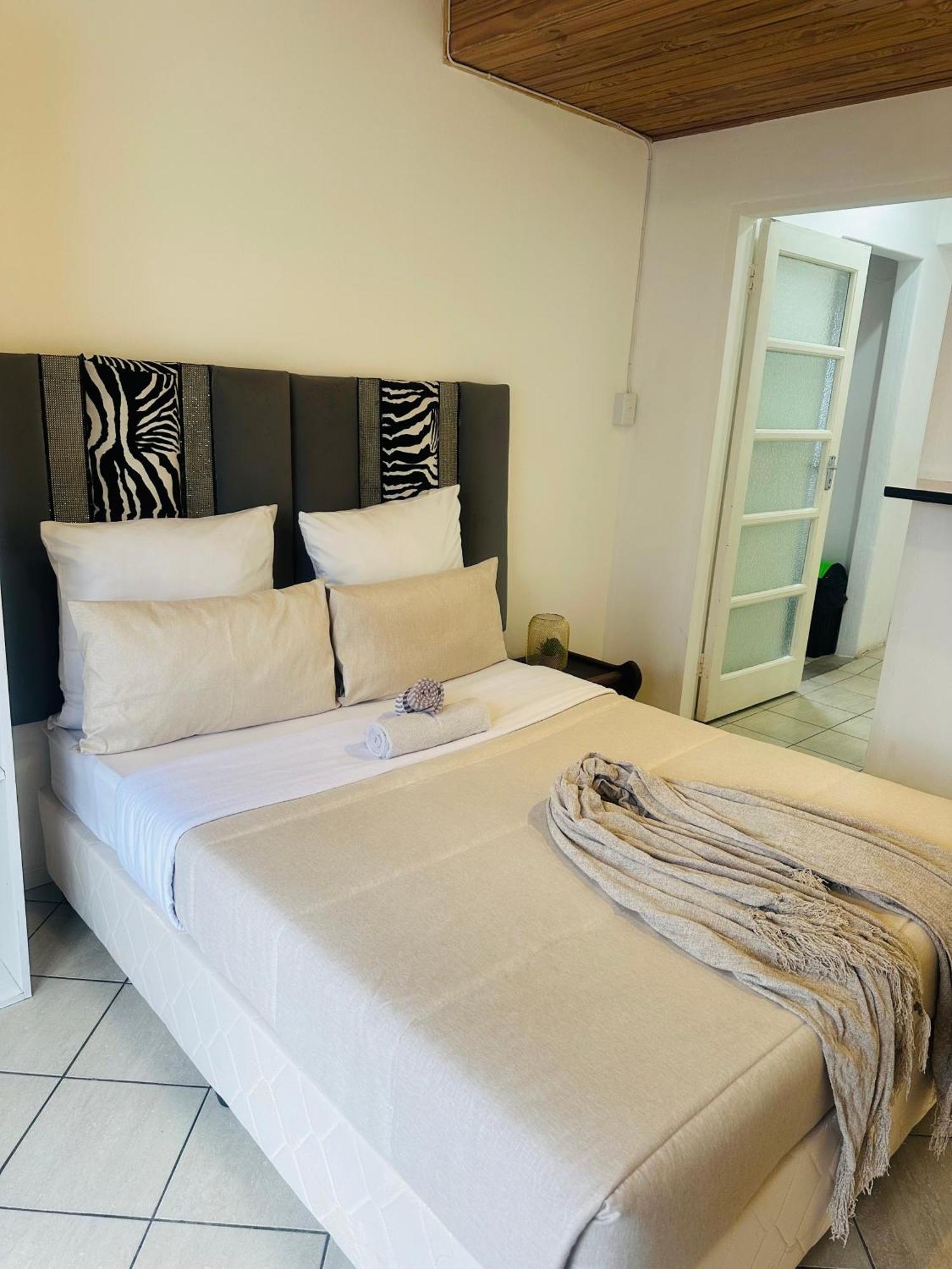 Coastwave Guest House Walvis Bay Eksteriør billede